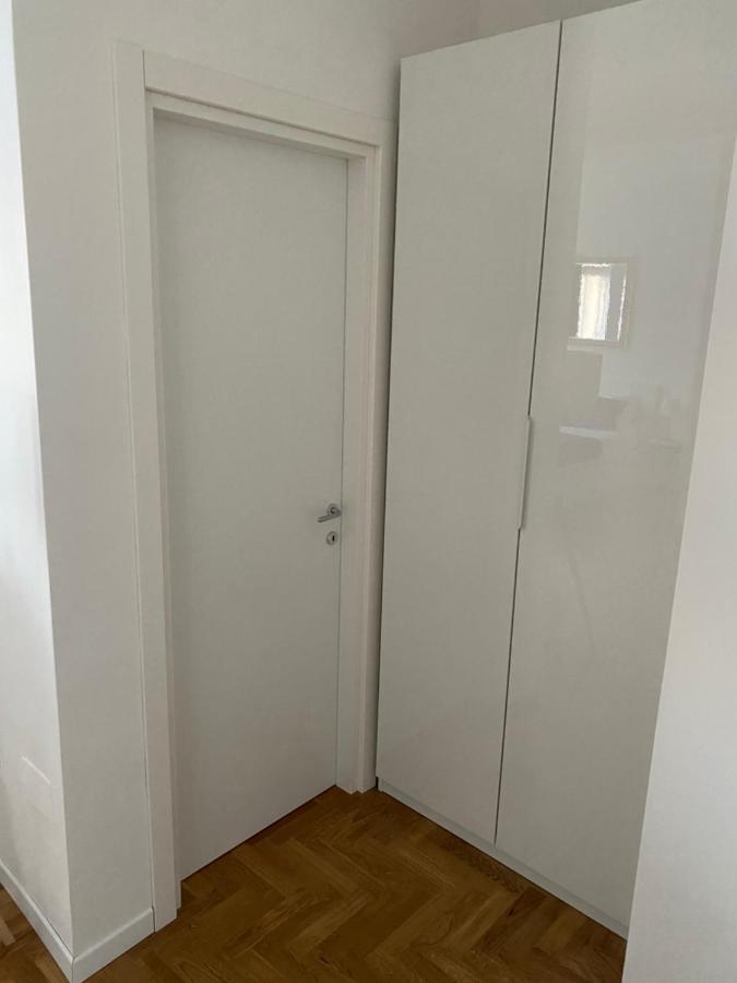 Cilea14 Bed & Breakfast Napoli Bagian luar foto