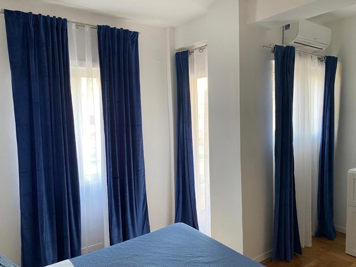 Cilea14 Bed & Breakfast Napoli Bagian luar foto