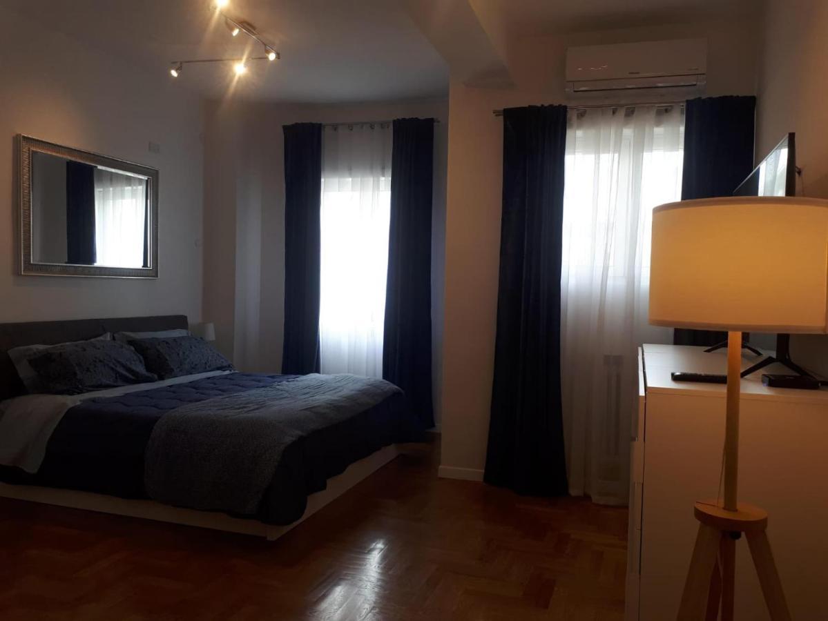 Cilea14 Bed & Breakfast Napoli Bagian luar foto